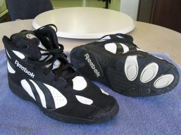 reebok pump vertical