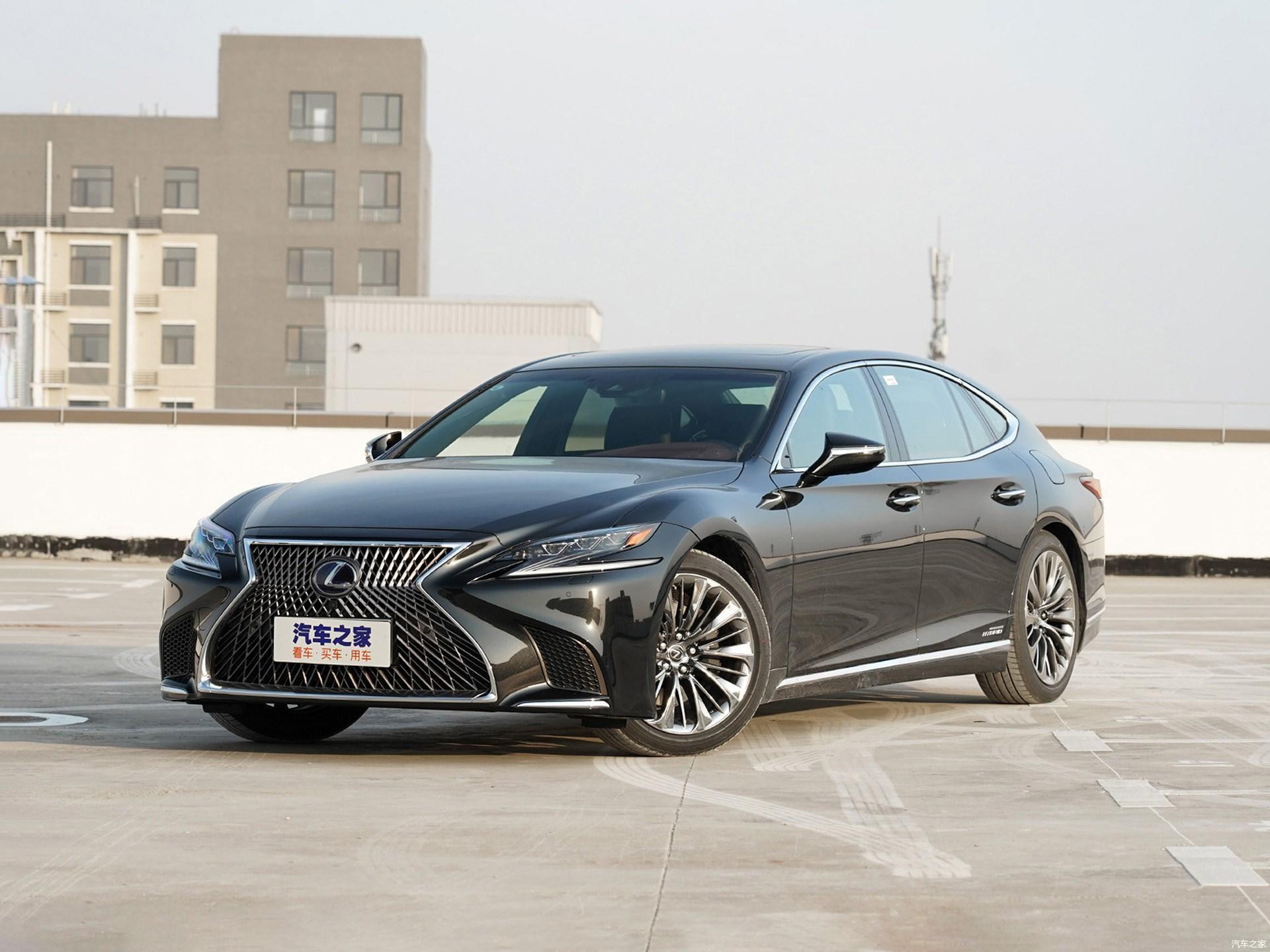 雷克萨斯ls来了!配v6,表现不错