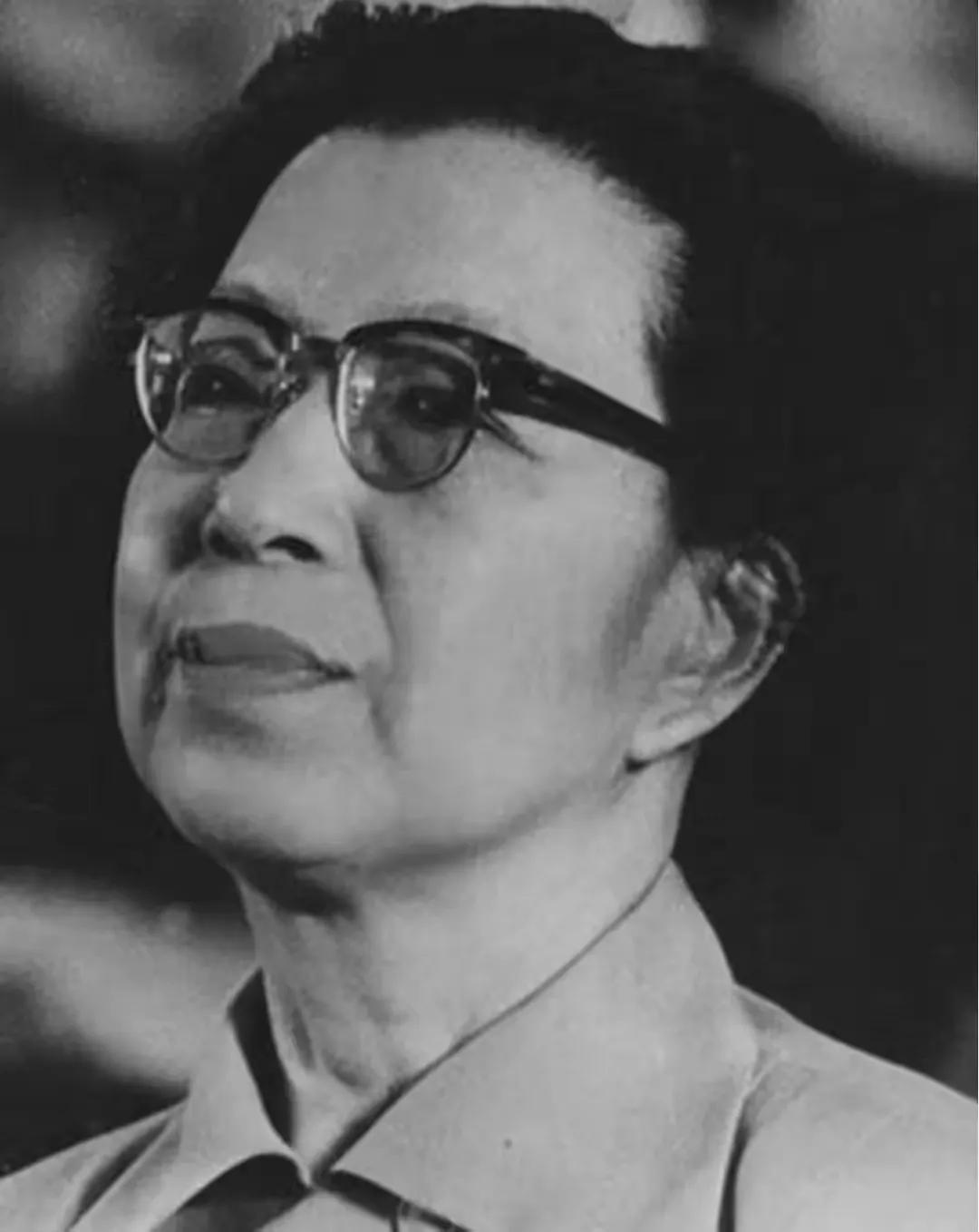 1965年,江青称北京是独立王国,彭真大怒:你以什么身份和我说话? - 知乎
