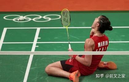 西班牙羽毛球运动员马林再次遭遇前交叉韧带损伤!