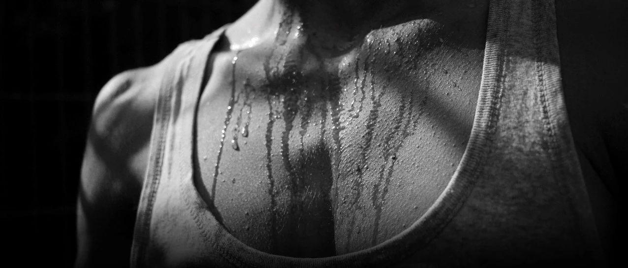 赞同了该文章 最近,全国各地都进入了高温桑拿天,动一动就汗流浃背,对