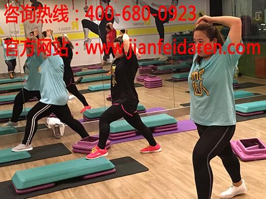 为什么有的人怎么吃都不会胖,我吃一点就胖,卡