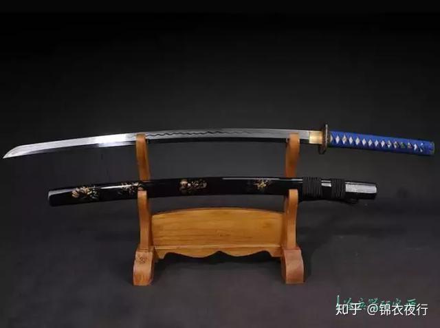 刀剑上的血槽真是用来放血的吗?为何汉剑和唐刀上都没有? - 知乎