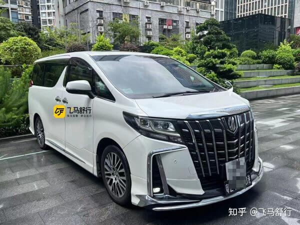 深港跨境车到底怎么挑?飞马舒行带你读懂"两地牌"跨境车背后的门道