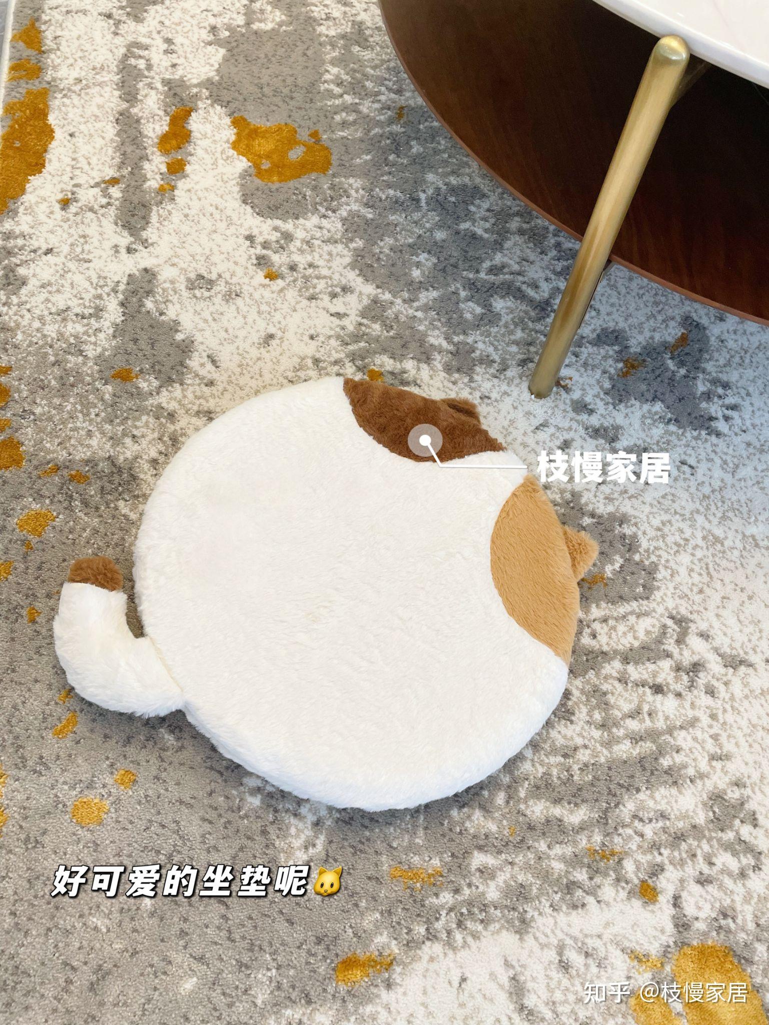 可爱的猫咪坐垫