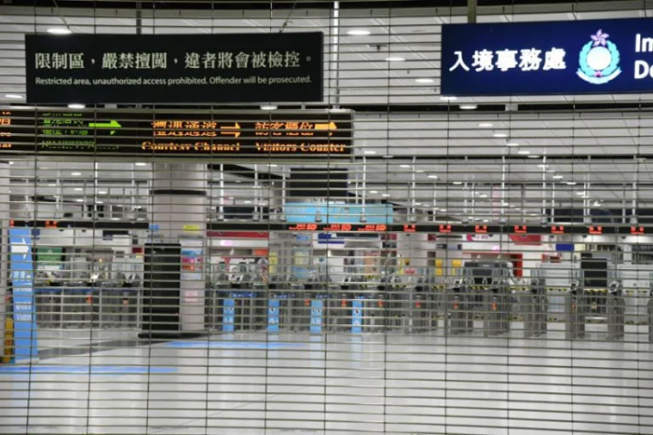 真快啊香港封关已经整整一年了