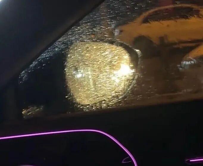 变道怕盲区、雨天看不清?侧方电子后视镜终结行车噩梦