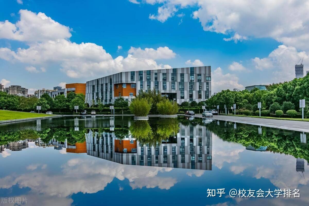 新闻传播学第138,2023南京传媒学院最好学科排名