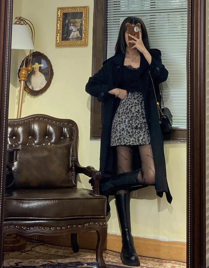 巴黎世家黑丝袜多少钱? - 知乎