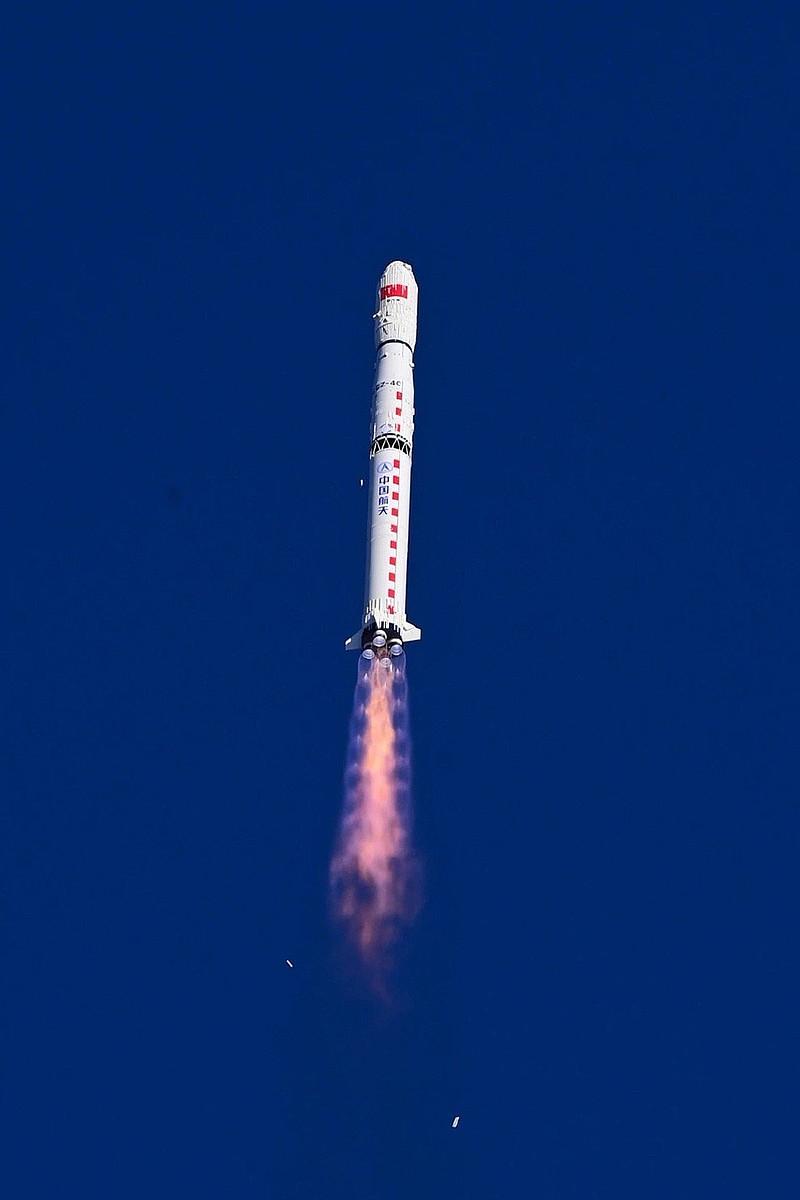 消息称,"今天,我国在酒泉卫星发射中心使用长征四号丙运载火箭,成功将