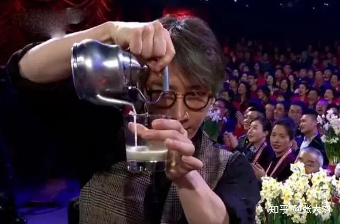 “春晚魔术师”刘谦的成名史,以及他消失并害怕上春晚的原因 - 知乎