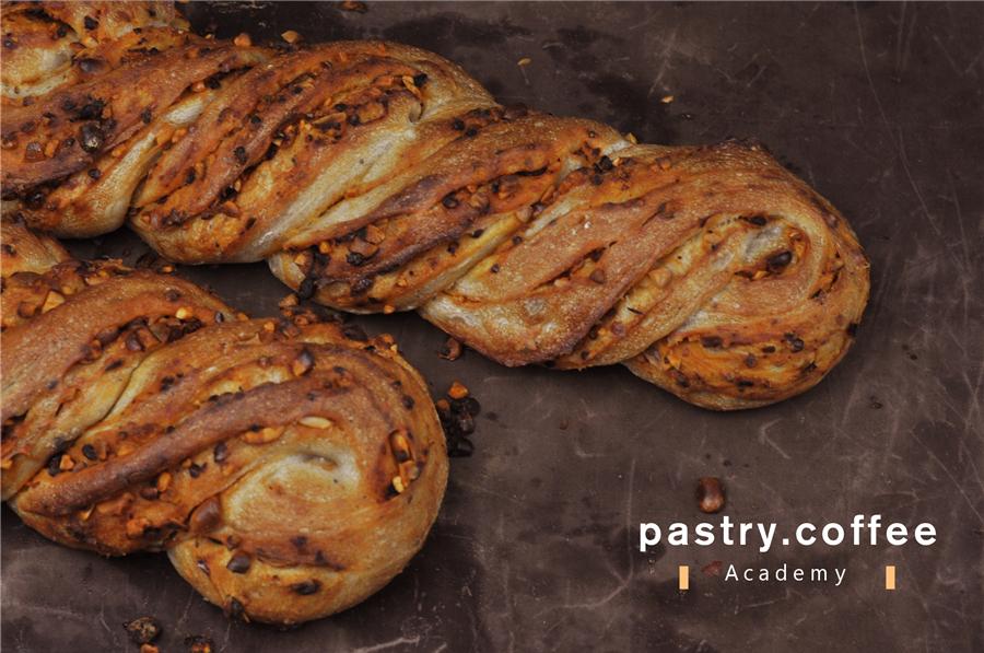 平底锅面包详细教程 v2-7eaee7c1a0da14769b6b9df86753b165_1440w.jpg?source=172ae18b