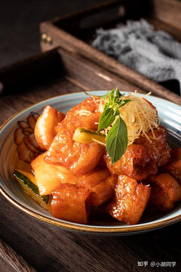 粤菜龙虎斗是哪个派系的代表菜_广州粤菜龙虎斗菜的价格_广州粤菜龙虎