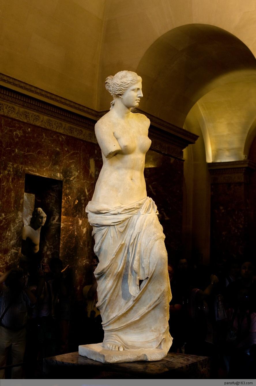 阿佛洛狄忒,爱与美的女神,在罗马文化中被称为维纳斯,维纳斯的雕像
