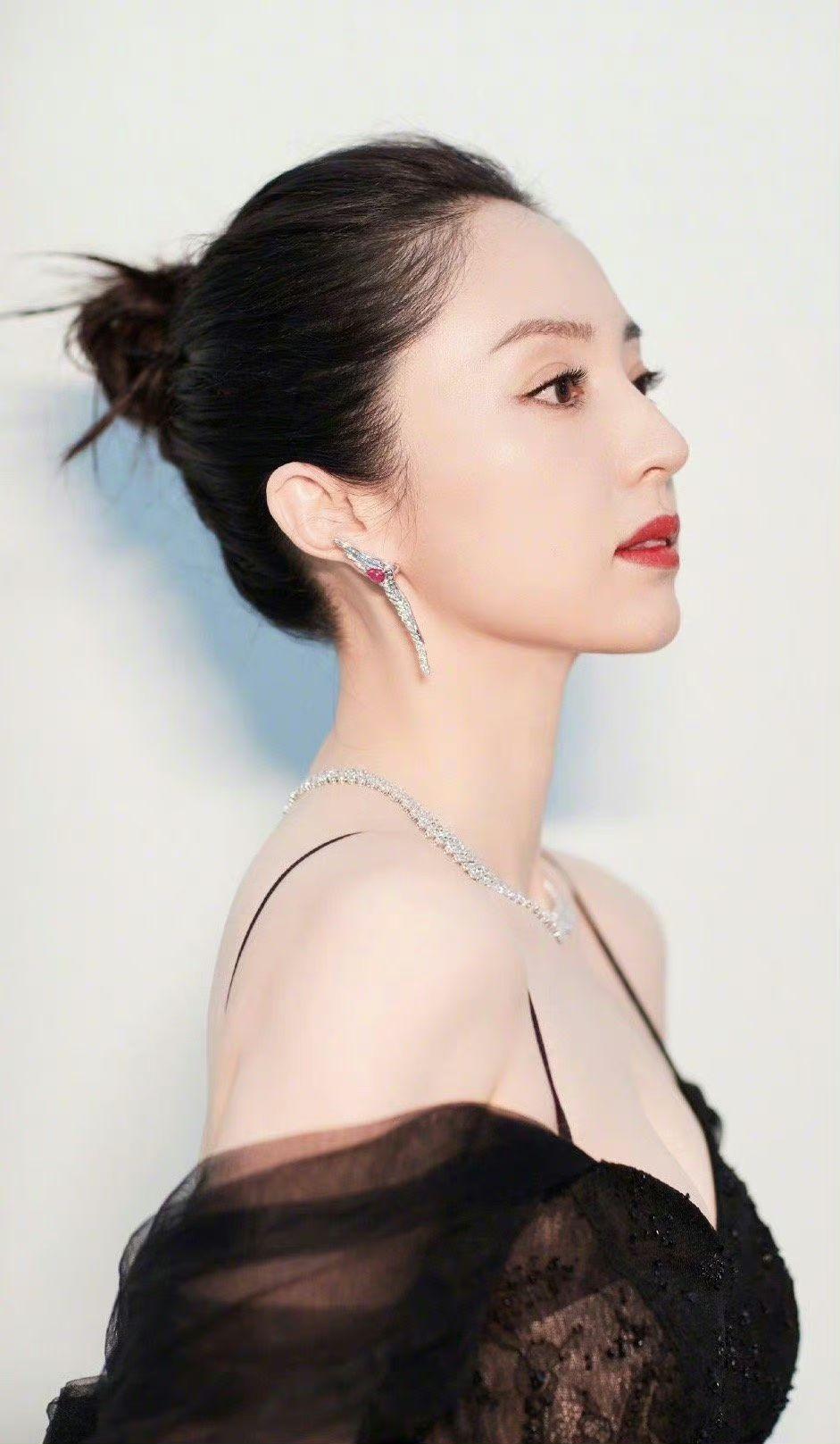 美丽明星董璇,高清照片可收藏 - 知乎