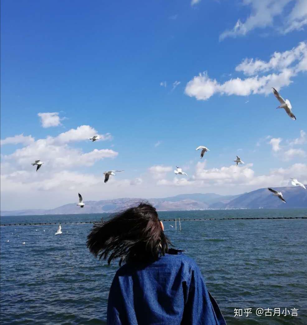 有没有短发的姐妹可以发一张自己的背影啊