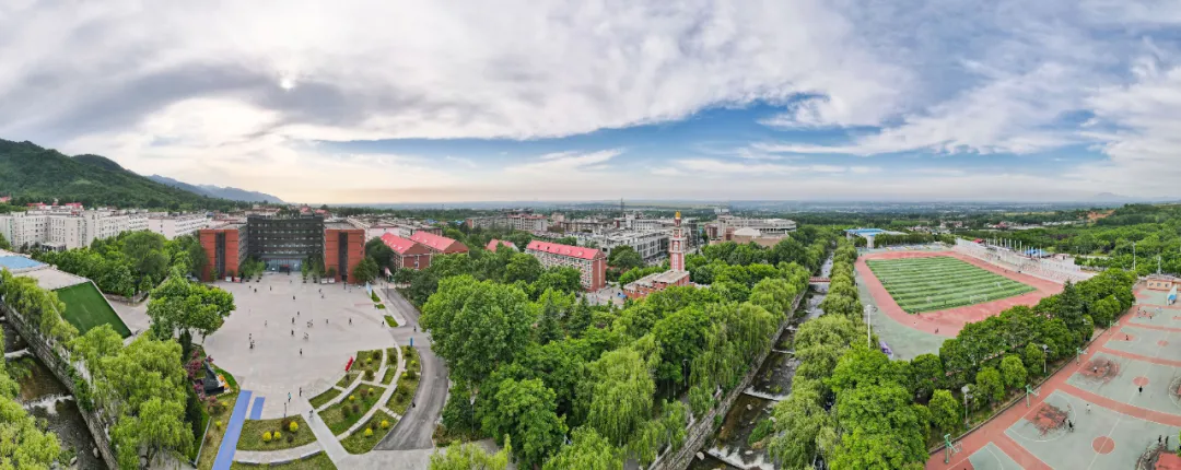 西安翻译学院风景图片