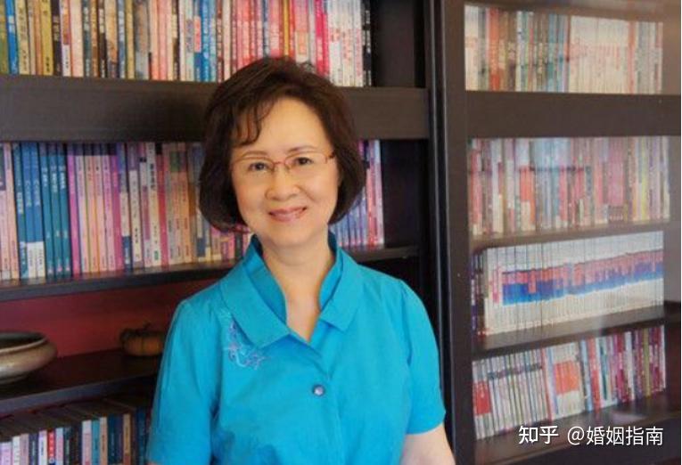 2比起林月云这个"世纪小三",台湾另一个著名小三比她名气更大,而且比