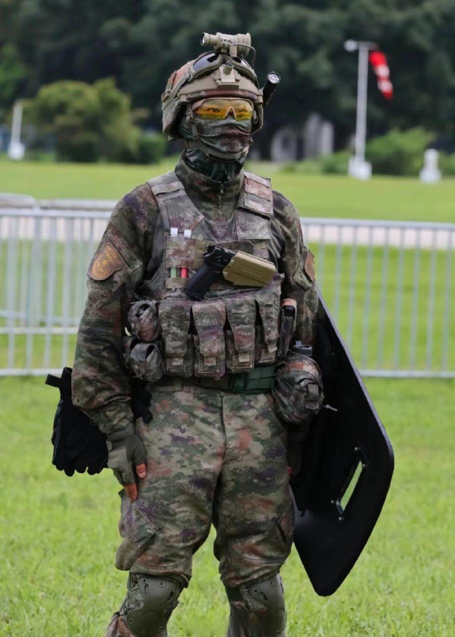 中国单兵作战服及部分装备,还有人说解放军单兵作战落后吗? - 知乎