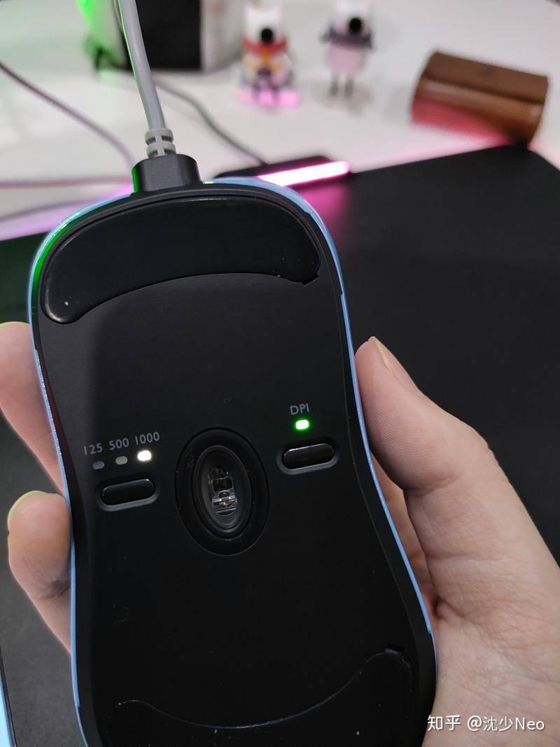 稳中有升的优质fps鼠标卓威zowiefk2b上手实测