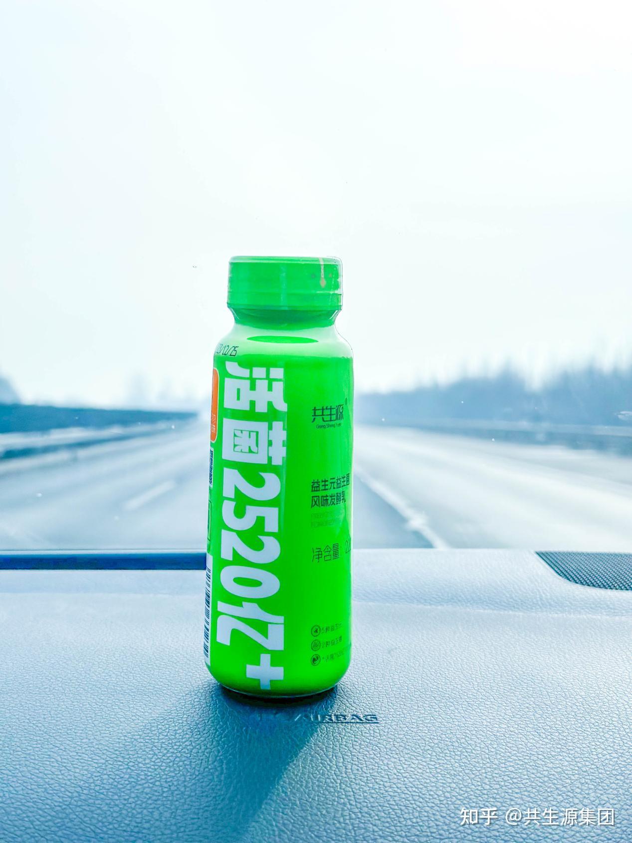 共生源小绿瓶酸奶来袭,益生菌守护肠道健康 - 知乎