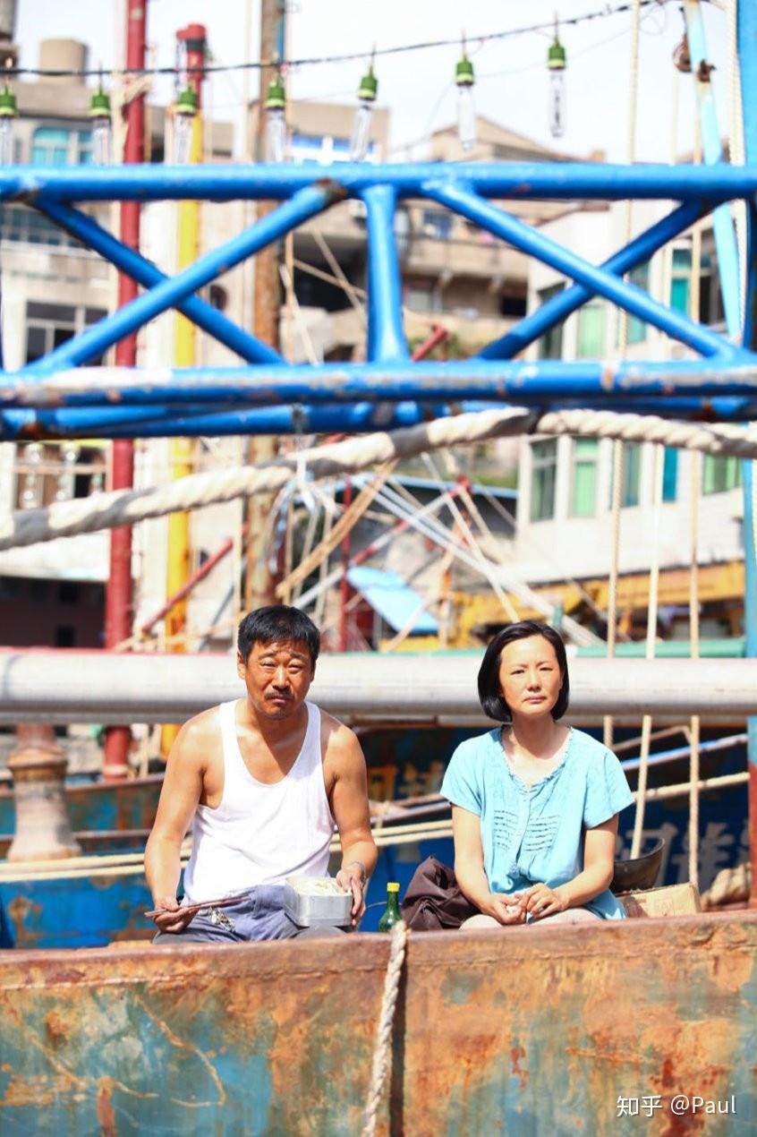 电影才显得顺理成章,没有头破血流,没有呐喊伸冤,这对悲苦的失独夫妇