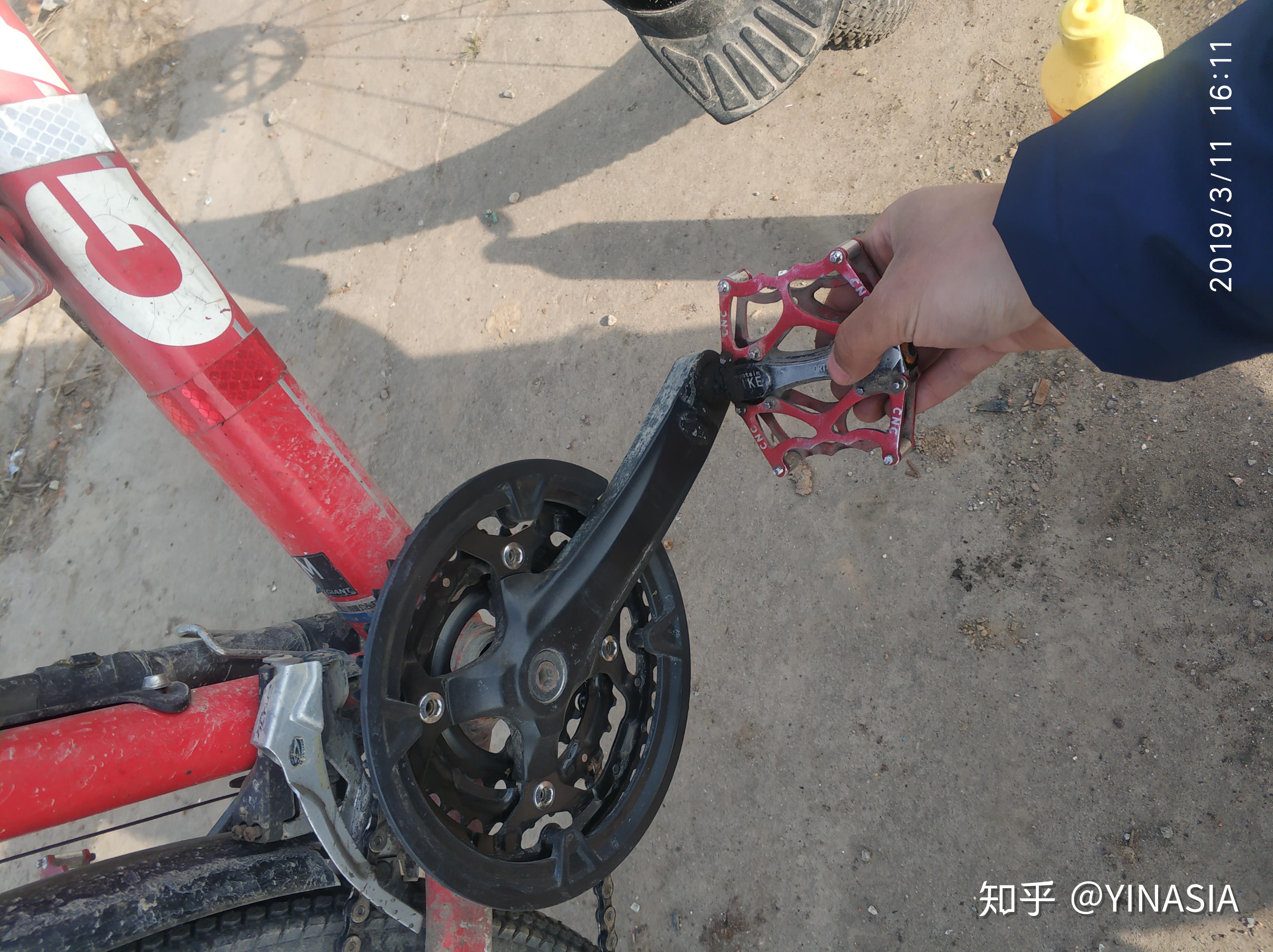 怎么清洗自行车链条（怎么清洗自行车链条油污） 怎么洗濯
自行车链条（怎么洗濯
自行车链条油污）《怎么洗掉自行车链条油》 自行车