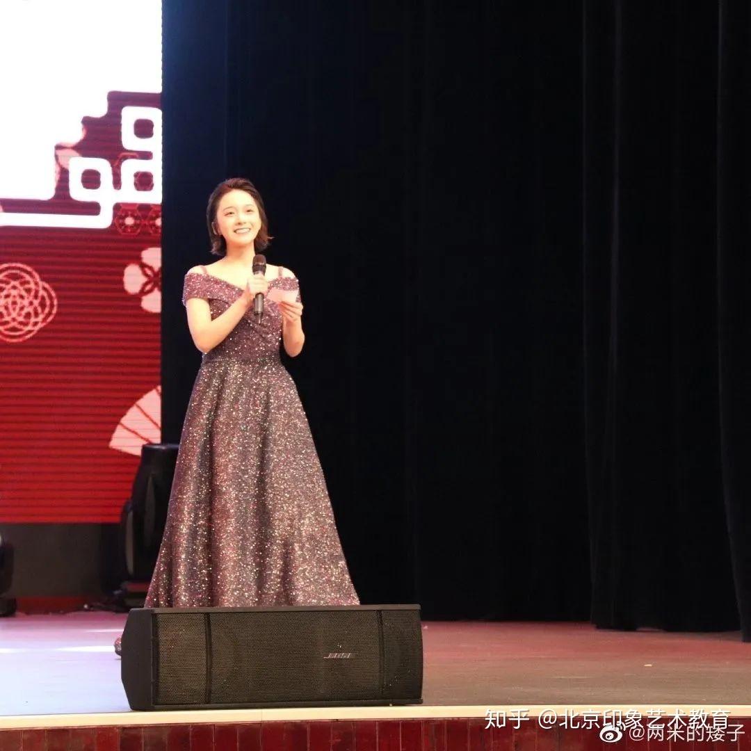 我和我的娃们丨中华女子学院播音与主持专业状元程璐