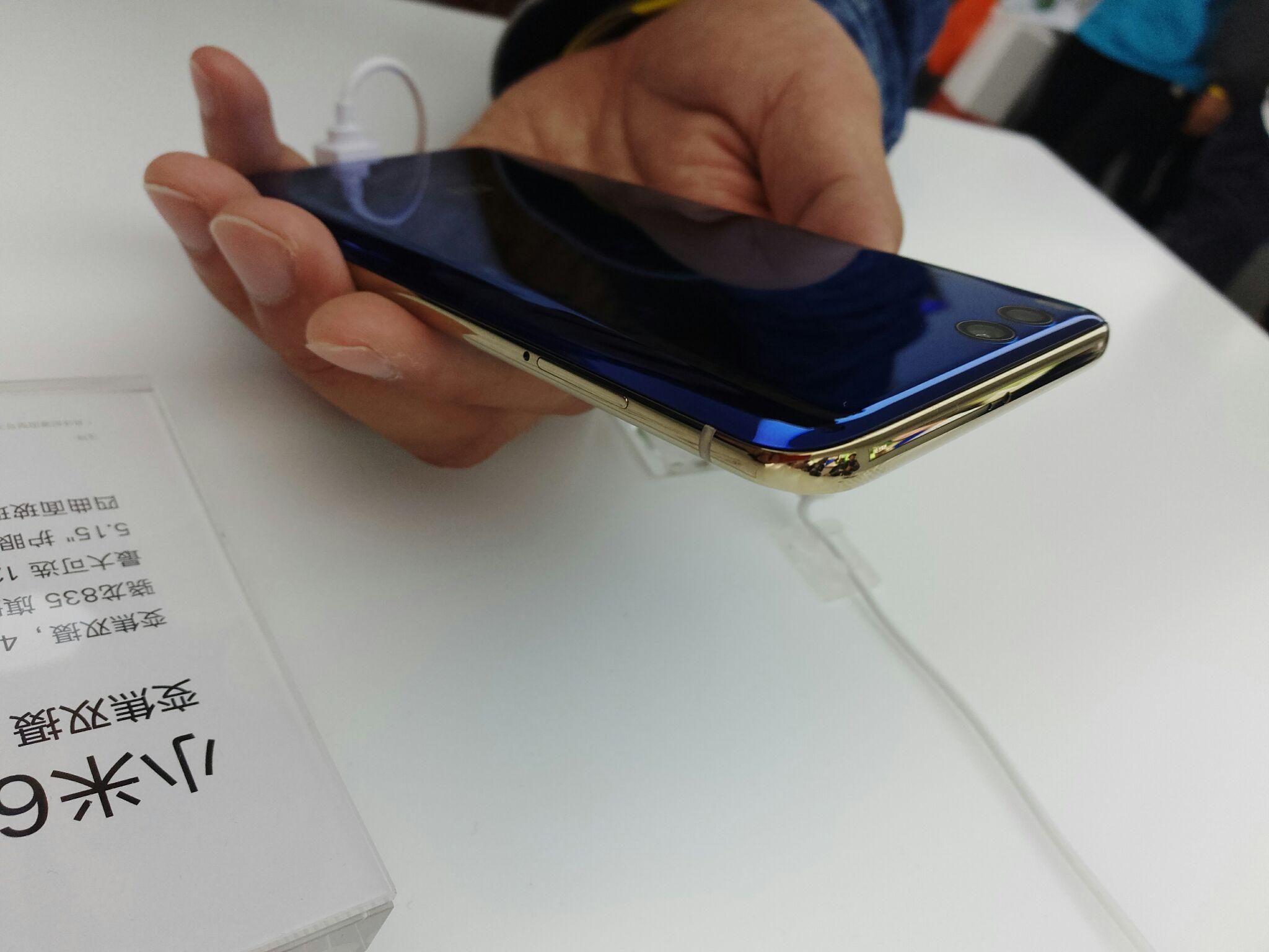 如何看待这次小米6的蓝色版本?