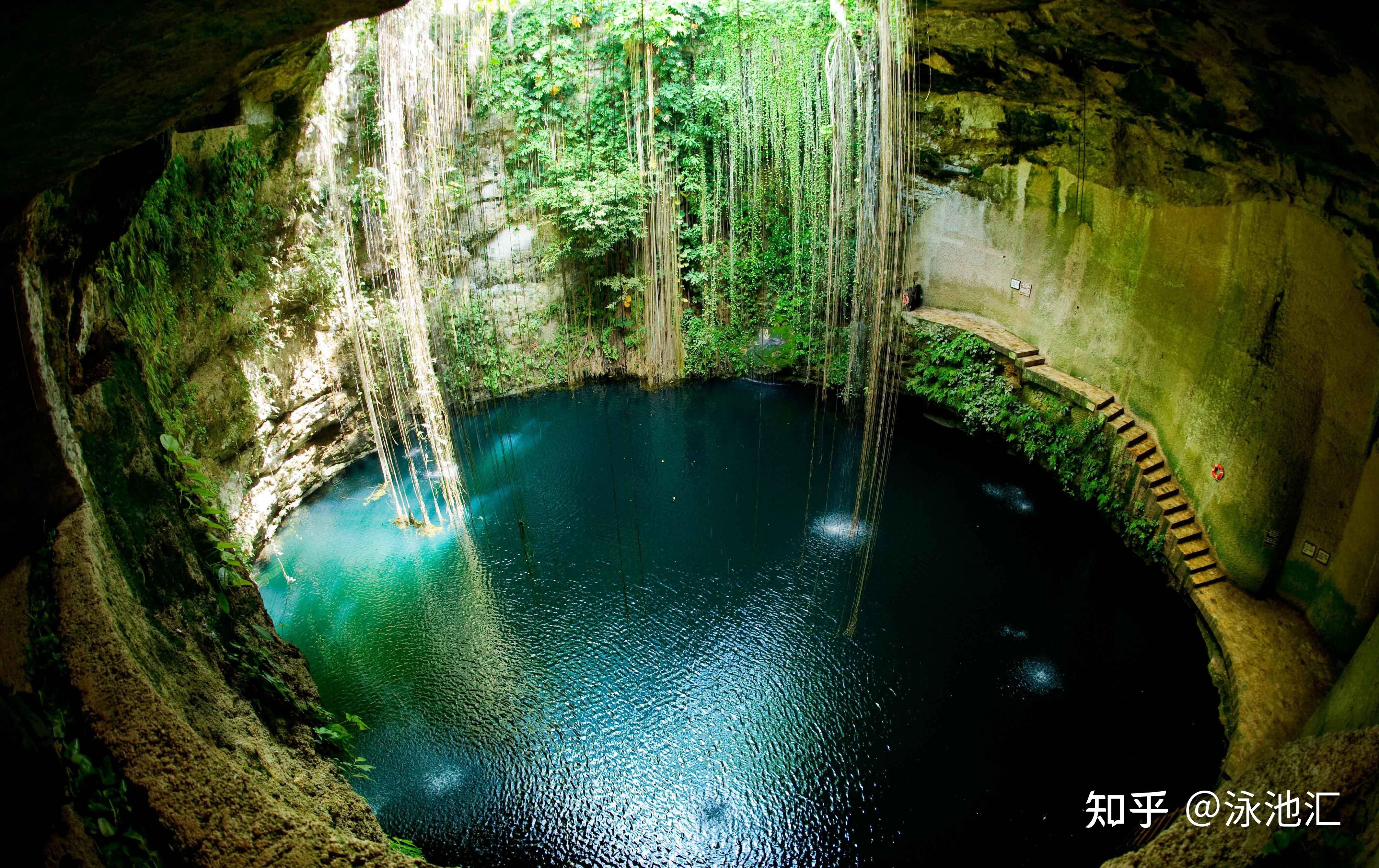 在墨西哥就有一个著名的天坑,在历史上曾经是玛雅人祭奠的圣井,如今却