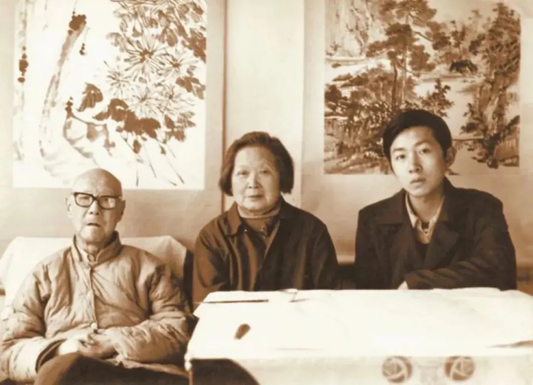 张伯驹,潘素和外孙楼开肇我的外婆原名潘白琴,1915年出生在苏州.