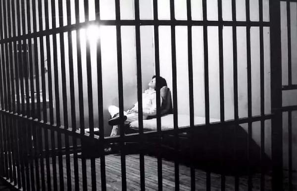 行为艺术的苦行僧-谢德庆 - 知乎