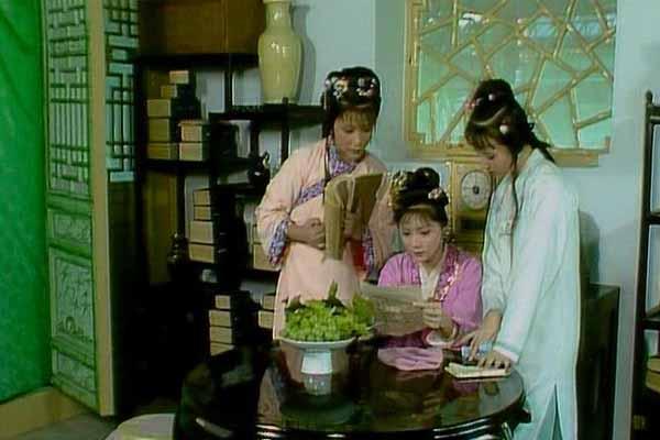 湘云为何早期与宝钗交好最后又住进黛玉的潇湘馆