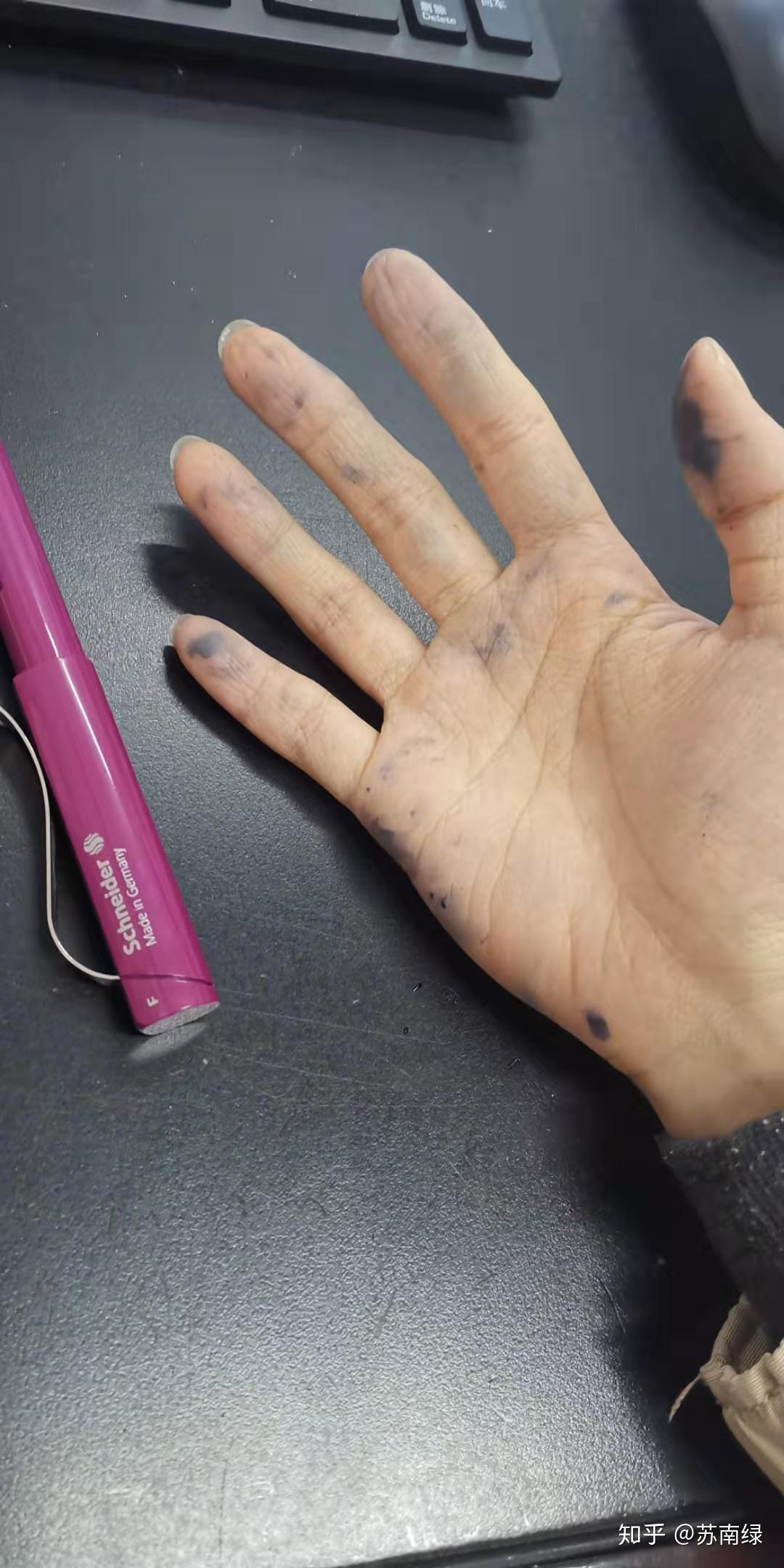 施耐德钢笔漏墨严重吗? - 知乎