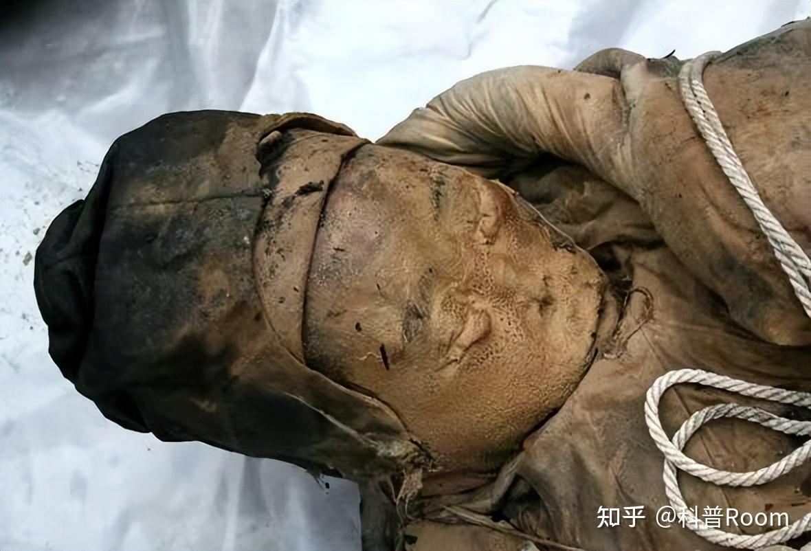 大量活尸惊现云南抚仙湖古城!城中街道清晰可见,规模堪比皇宫?