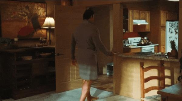 巨石强森新作《粉碎机》口碑两极！