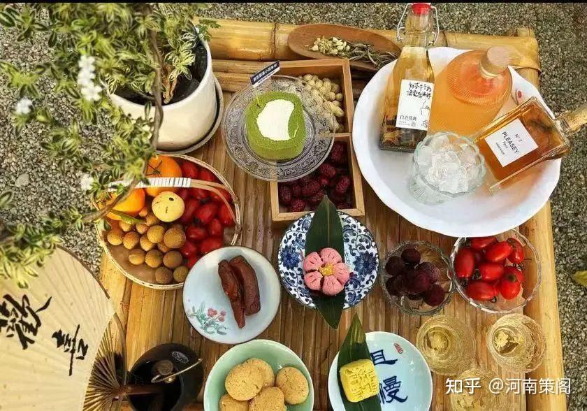 从“围炉煮茶”到“围炉冰茶”，新中式茶饮在玩一种很新的东西 - 知乎
