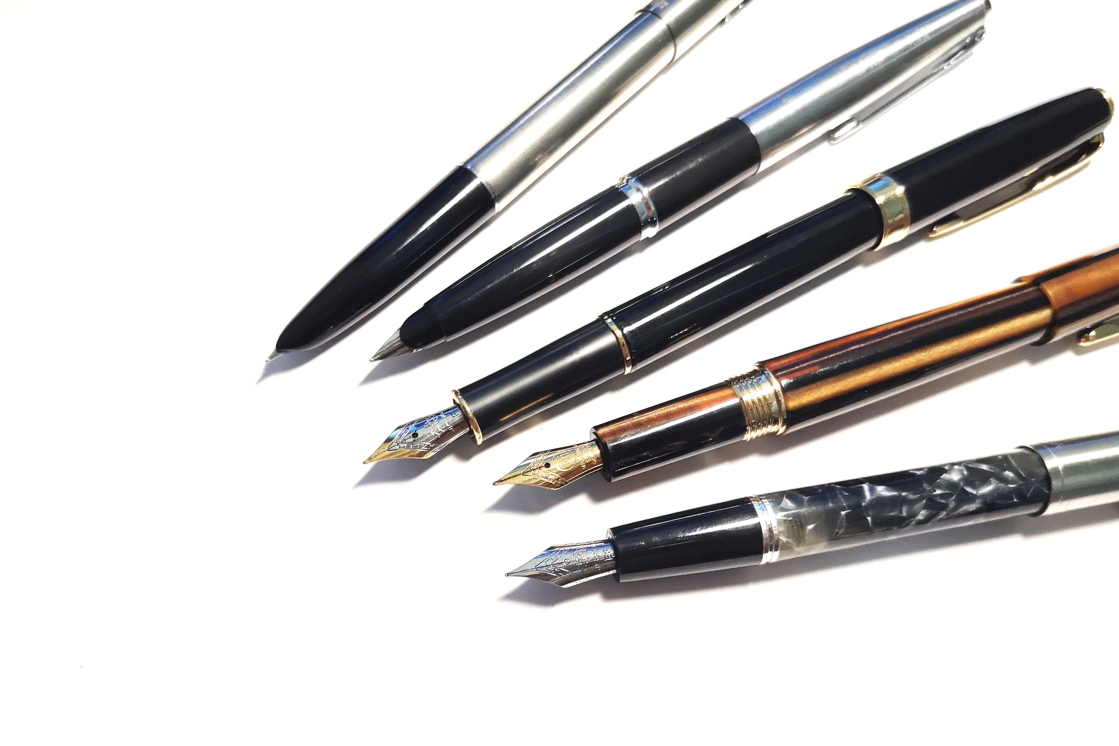 晨光彩色中性笔本味按动彩色水笔学生用0.5mm多色笔可爱签字笔-阿里巴巴