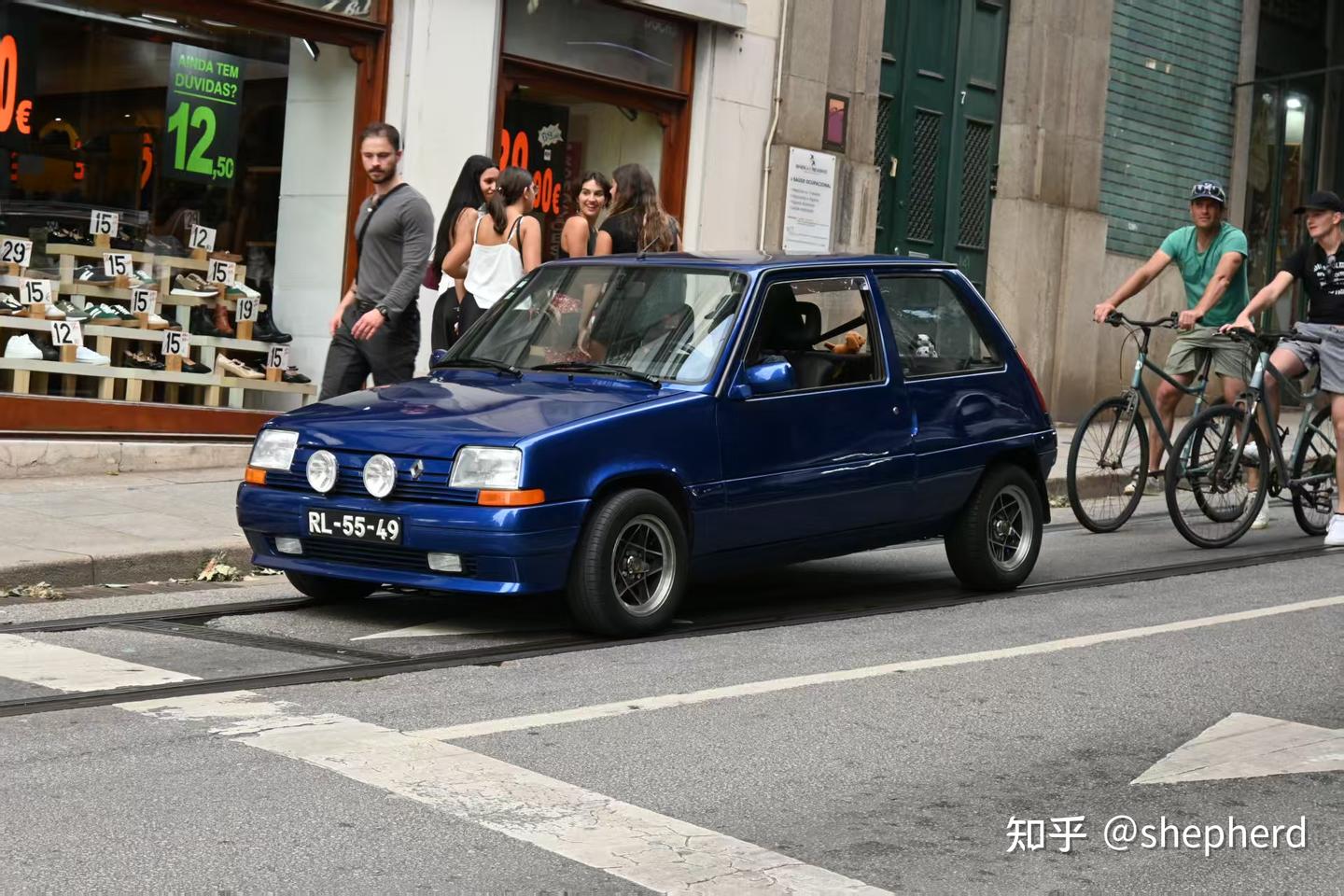 从"市场换技术"到"技术定规则":中国汽车工业四十年攻守易位