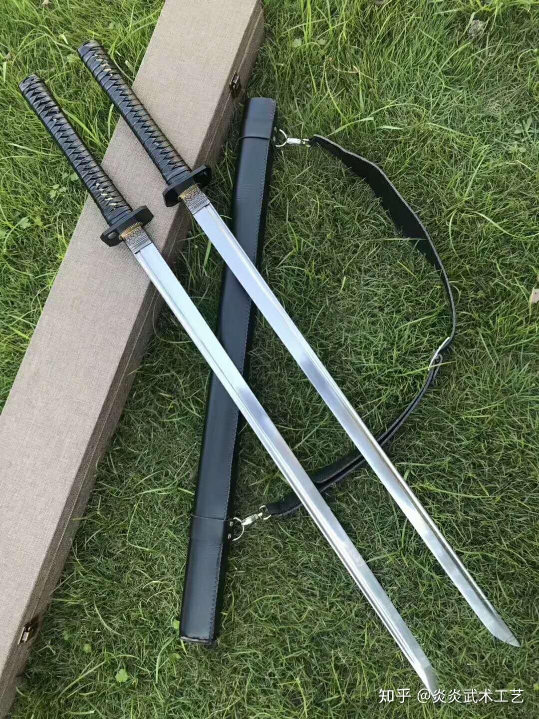 忍者双刀锰钢手工锻打高硬度锋利重量约5斤