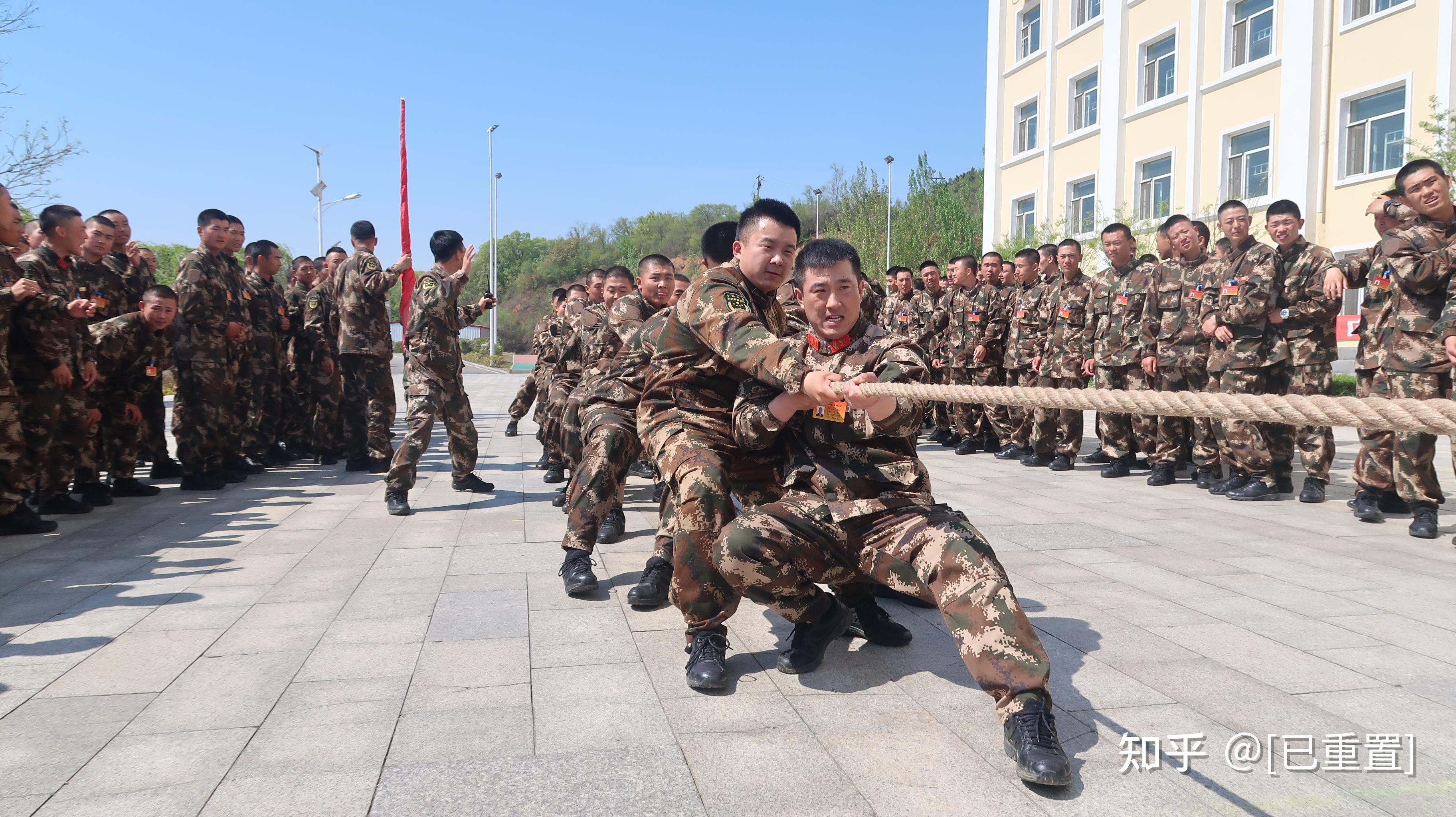 武警辽宁总队新兵团第2大队精心组织拔河比赛