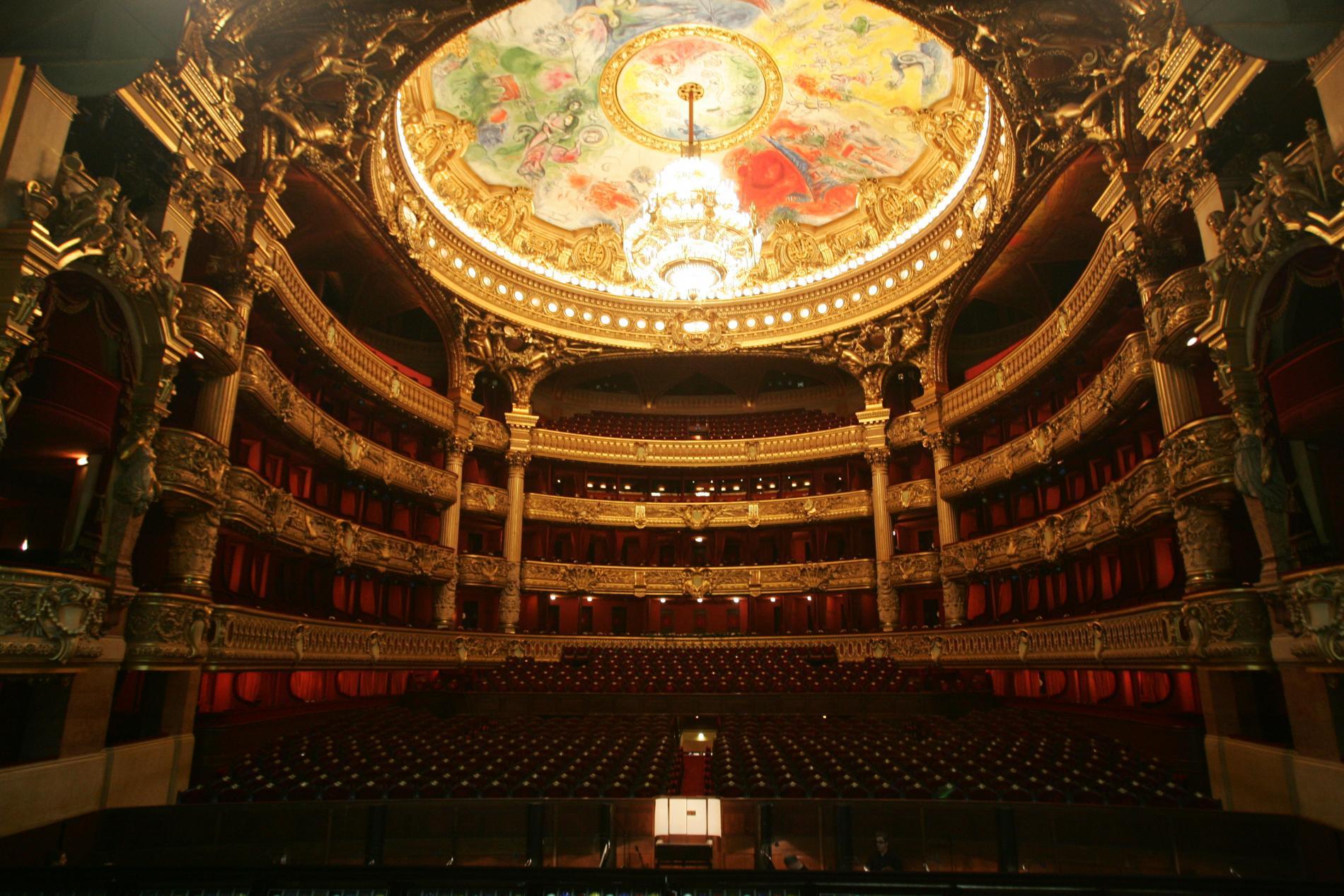 chagall倒车是很危险可也不能只会发车呀