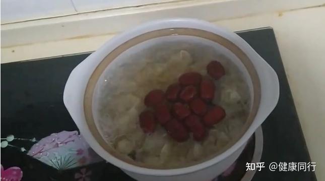 來碗養心安神湯吧讓您瞬間恢復元氣