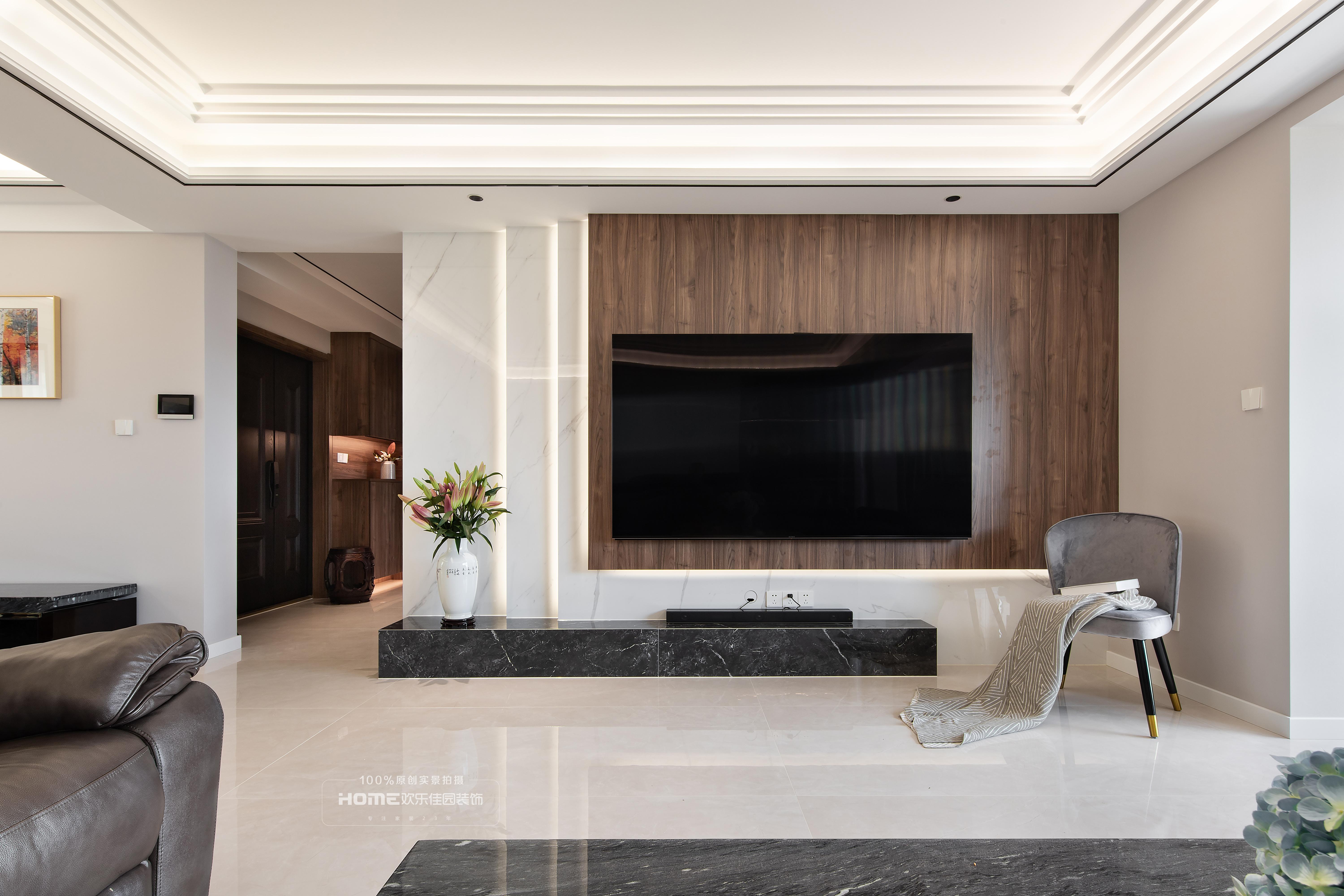 融创文旅城208平湖景大平层