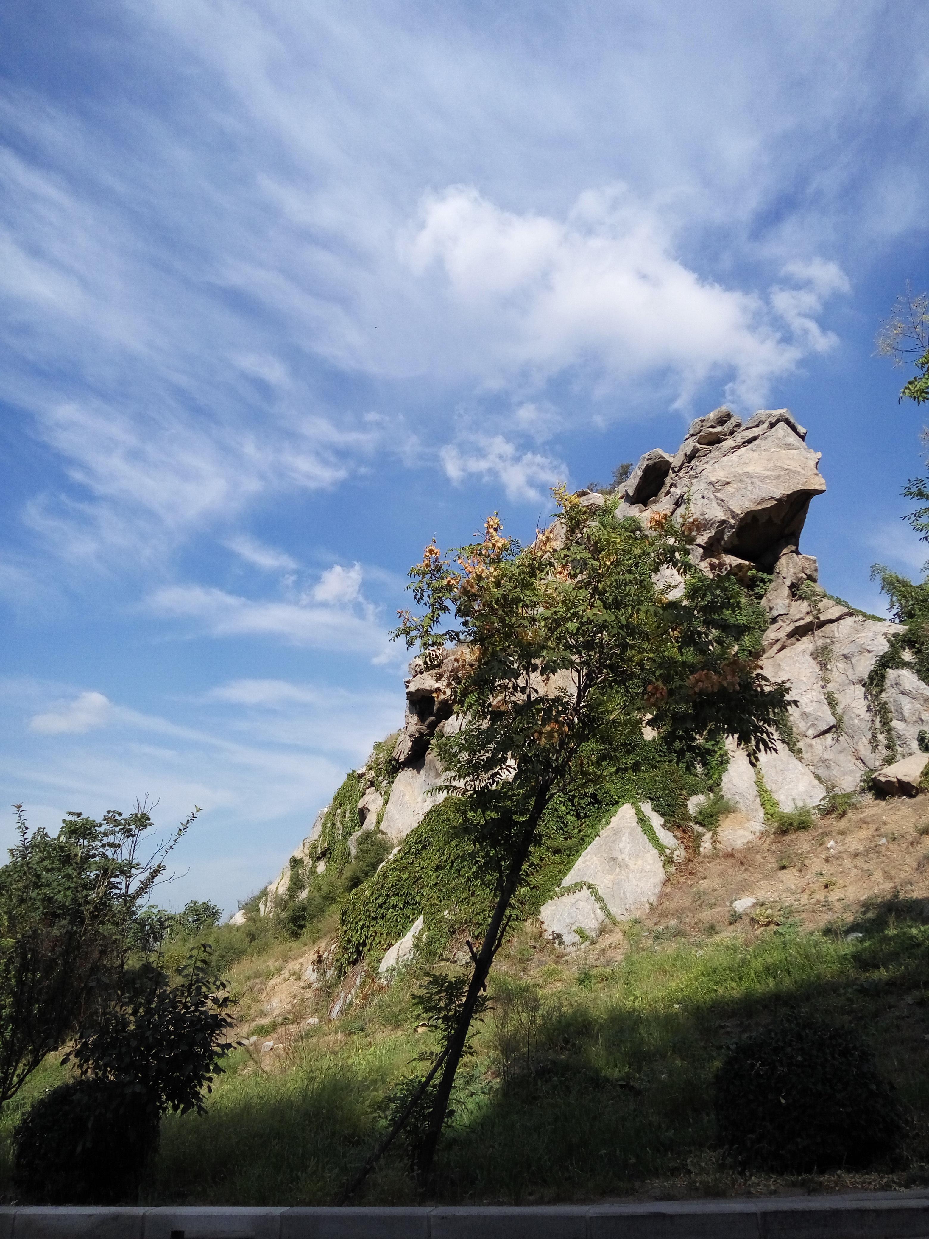 洪荒之礼四宝山白云蓝天