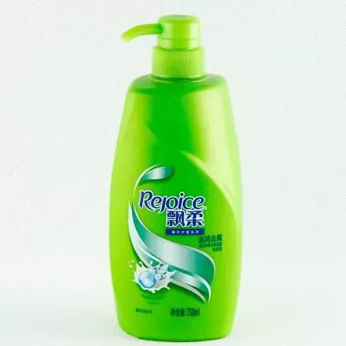 无奈买了11p暗夜绿色;两年后觉得暗夜绿色是能经得起时间