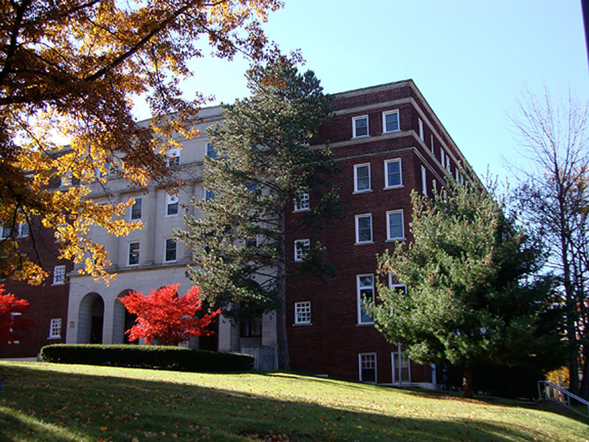 高年级学生宿舍- madonna hall