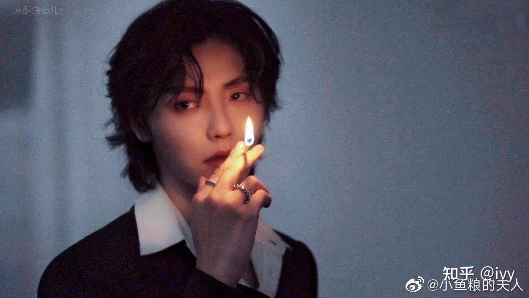 有哪些肖宇梁好看的手机壁纸