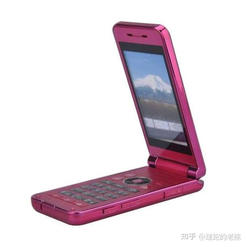 其实惠普发行过很多翻盖手机,但因为我第一次接触的就是这6220c,所以