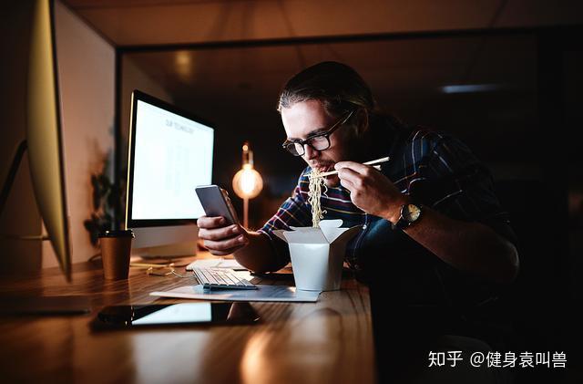减脂期怎么吃三餐 v2-831d75b6f31968c5bdfd0d532395da95_r.jpg